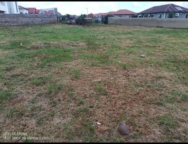 LAND FOR SALE IN DAWN PARK EXT